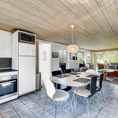 بيت للعطل Summer House Close To The Water And 9 Km From Jesperhus *